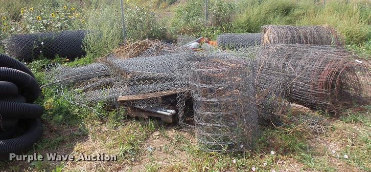image for item EV9240 Chainlink fencing and woven wire