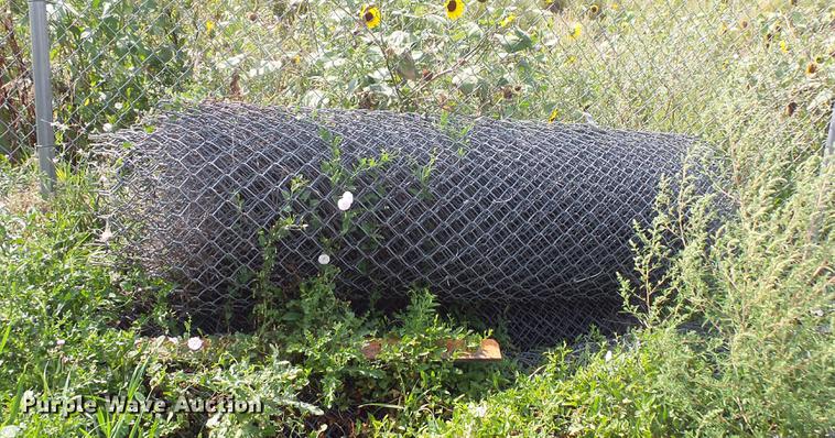 image for item EV9240 Chainlink fencing and woven wire