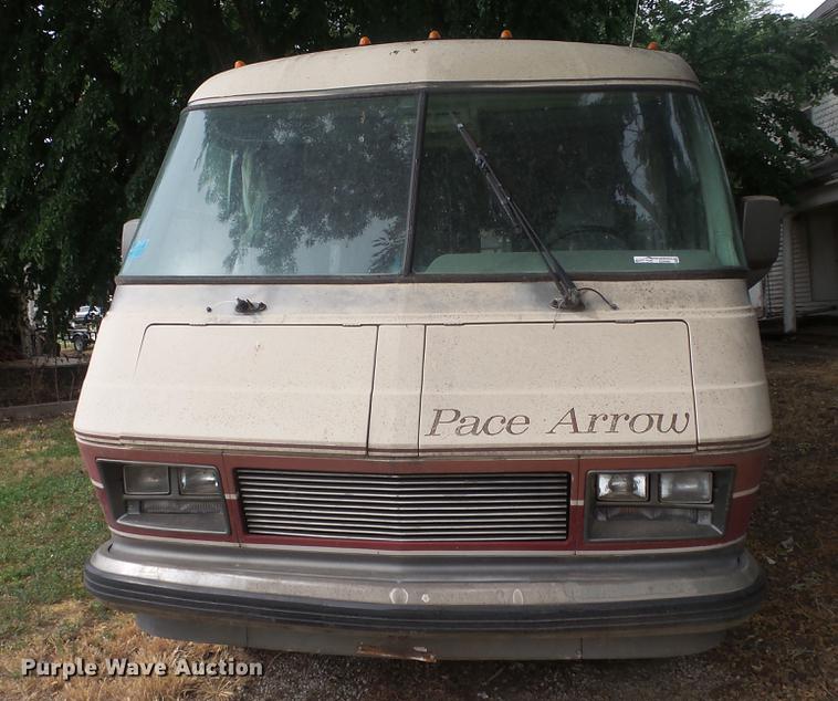 image for item EZ9486 1988 Chevrolet Pace Arrow RV