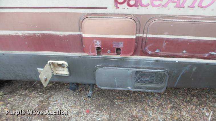 image for item EZ9486 1988 Chevrolet Pace Arrow RV