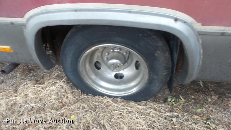 image for item EZ9486 1988 Chevrolet Pace Arrow RV