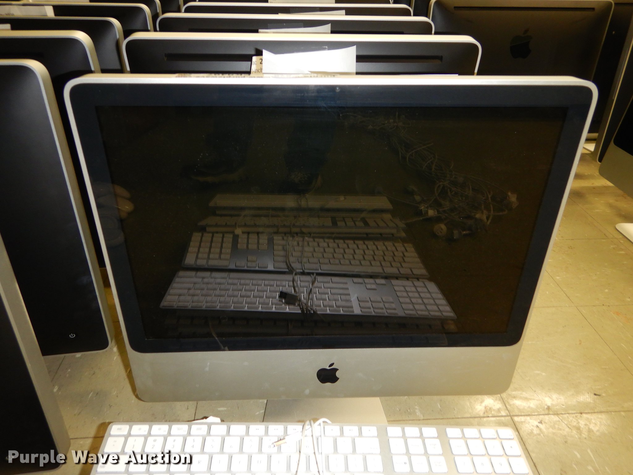 (40) 2008 Apple desktop computers in Silver Lake, KS Item EK9497 sold