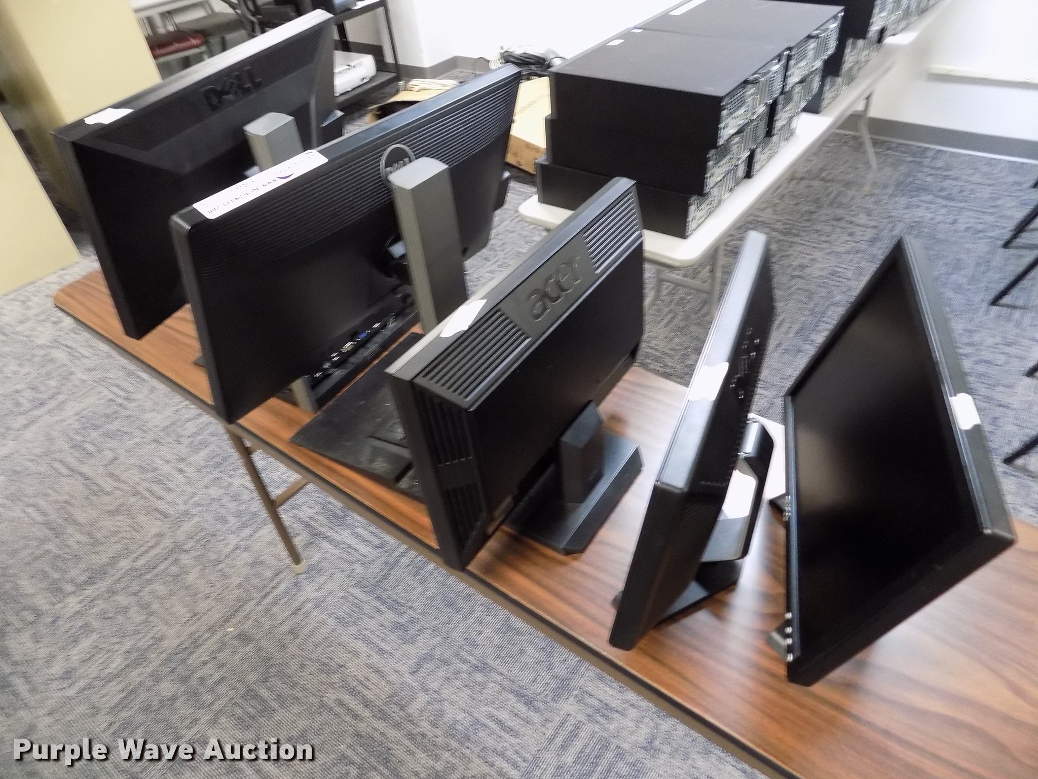 (5) assorted monitors in Colby, KS | Item ER9041 sold | Purple Wave