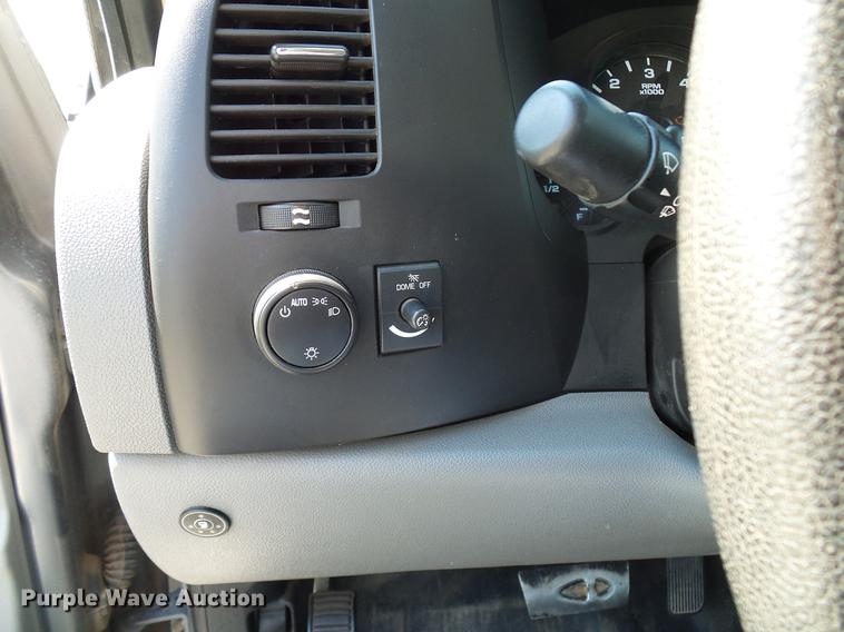 image for item DD5270 2013 Chevrolet Silverado 1500 Ext. Cab pickup truck