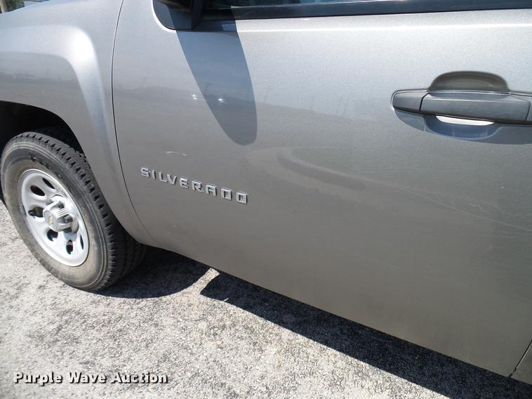 image for item DD5270 2013 Chevrolet Silverado 1500 Ext. Cab pickup truck