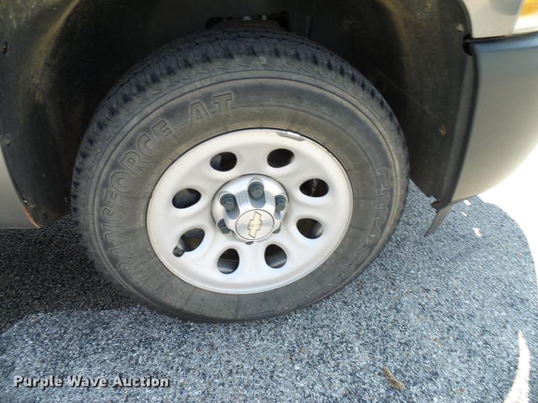 image for item DD5270 2013 Chevrolet Silverado 1500 Ext. Cab pickup truck