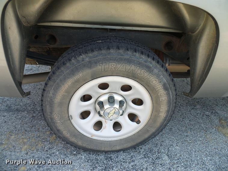 image for item DD5270 2013 Chevrolet Silverado 1500 Ext. Cab pickup truck