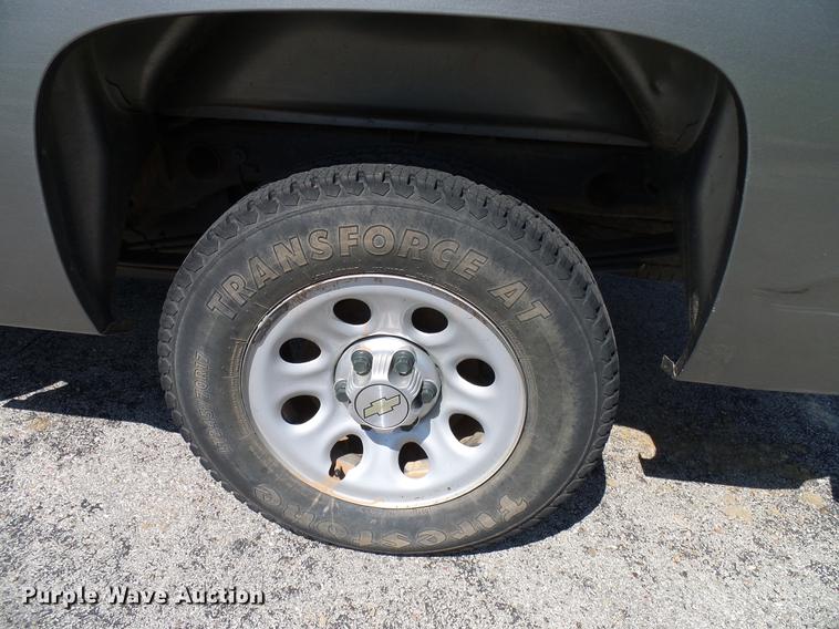 image for item DD5270 2013 Chevrolet Silverado 1500 Ext. Cab pickup truck