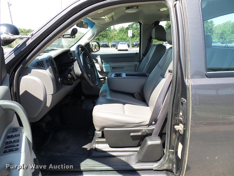 image for item DD5271 2011 Chevrolet Silverado 1500 Ext. Cab pickup truck