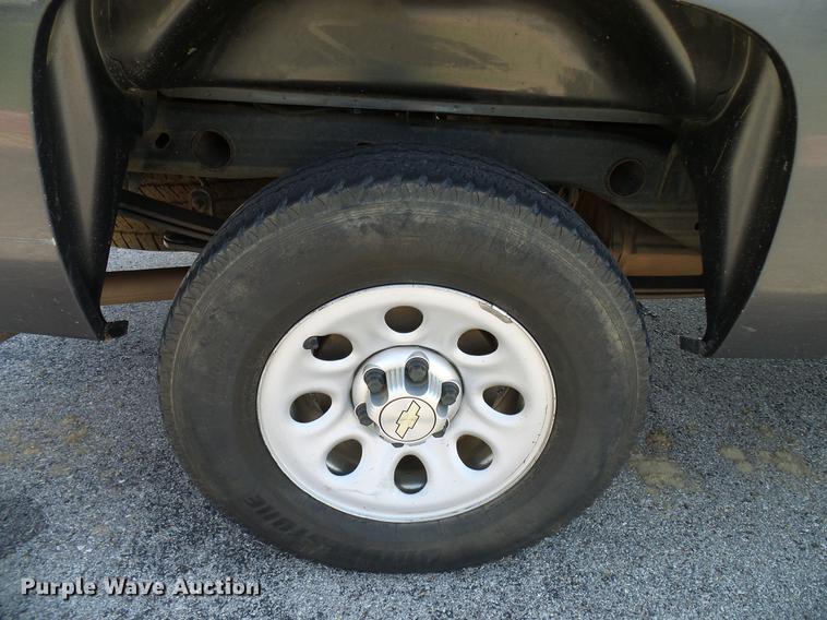 image for item DD5271 2011 Chevrolet Silverado 1500 Ext. Cab pickup truck