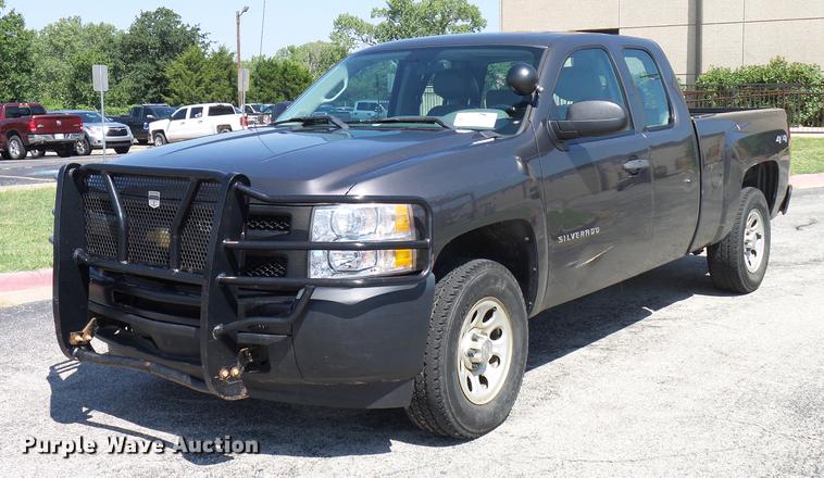 image for item DD5272 2011 Chevrolet Silverado 1500 Ext. Cab pickup truck