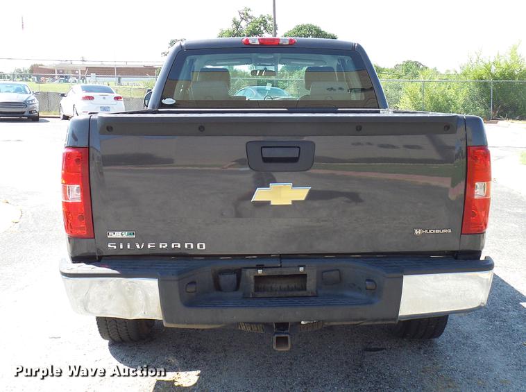 image for item DD5272 2011 Chevrolet Silverado 1500 Ext. Cab pickup truck