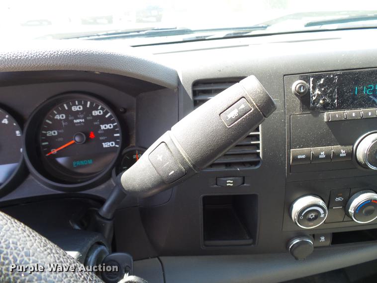 image for item DD5272 2011 Chevrolet Silverado 1500 Ext. Cab pickup truck