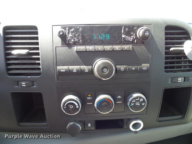 image for item DD5272 2011 Chevrolet Silverado 1500 Ext. Cab pickup truck