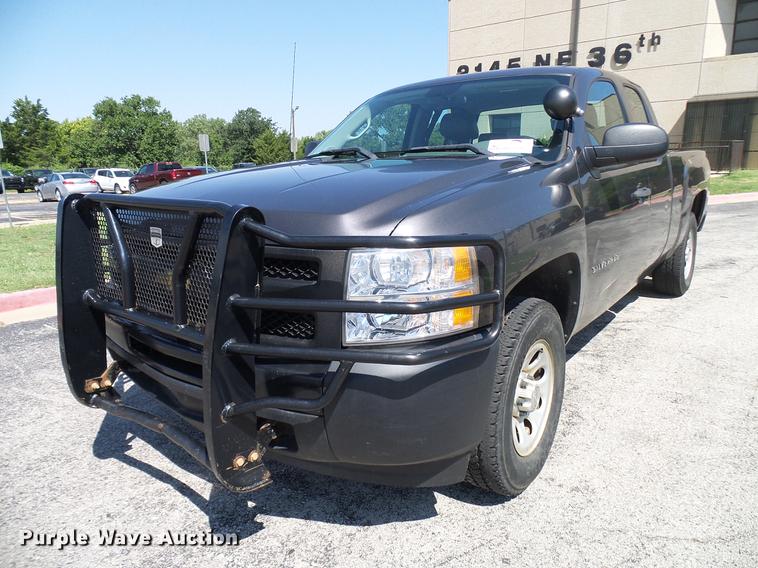 image for item DD5272 2011 Chevrolet Silverado 1500 Ext. Cab pickup truck