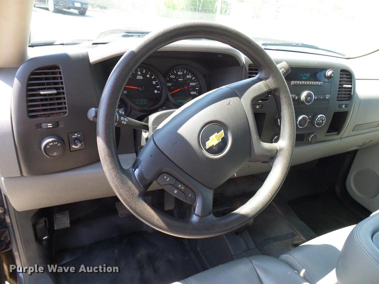 image for item DD5273 2011 Chevrolet Silverado 1500 Ext. Cab pickup truck