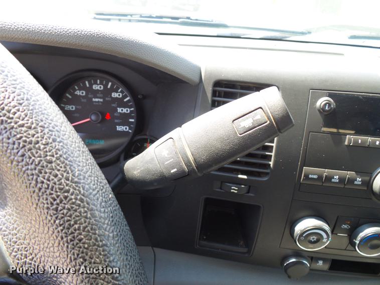 image for item DD5273 2011 Chevrolet Silverado 1500 Ext. Cab pickup truck