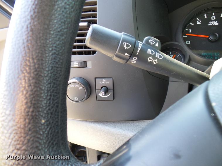 image for item DD5273 2011 Chevrolet Silverado 1500 Ext. Cab pickup truck