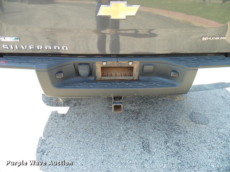 image for item DD5273 2011 Chevrolet Silverado 1500 Ext. Cab pickup truck