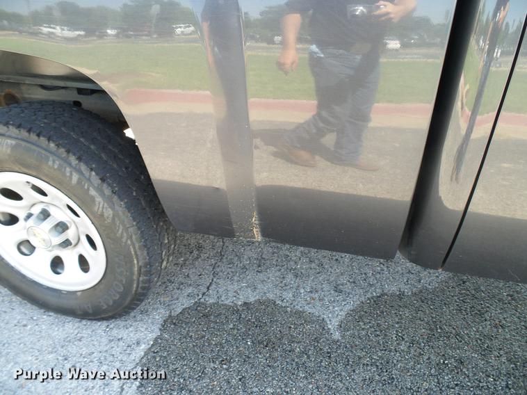 image for item DD5273 2011 Chevrolet Silverado 1500 Ext. Cab pickup truck