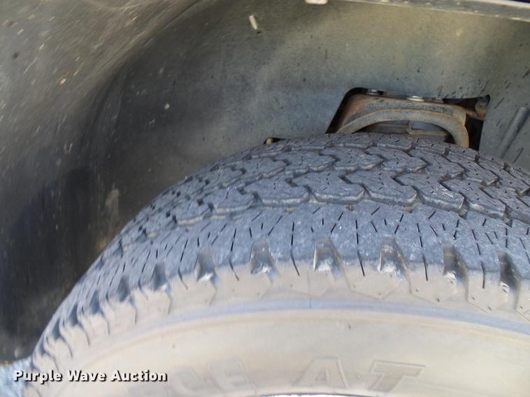 image for item DD5273 2011 Chevrolet Silverado 1500 Ext. Cab pickup truck