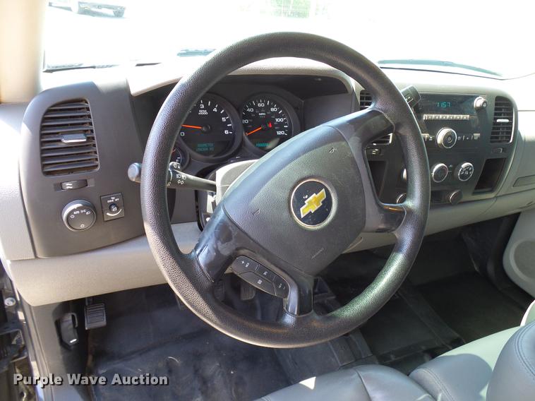 image for item DD5274 2011 Chevrolet Silverado 1500 Ext. Cab pickup truck