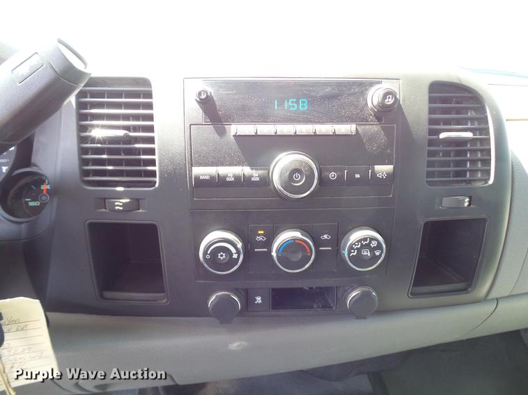 image for item DD5274 2011 Chevrolet Silverado 1500 Ext. Cab pickup truck