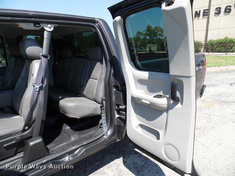 image for item DD5274 2011 Chevrolet Silverado 1500 Ext. Cab pickup truck