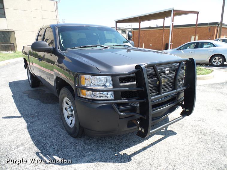 image for item DD5274 2011 Chevrolet Silverado 1500 Ext. Cab pickup truck