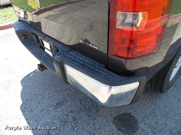 image for item DD5274 2011 Chevrolet Silverado 1500 Ext. Cab pickup truck
