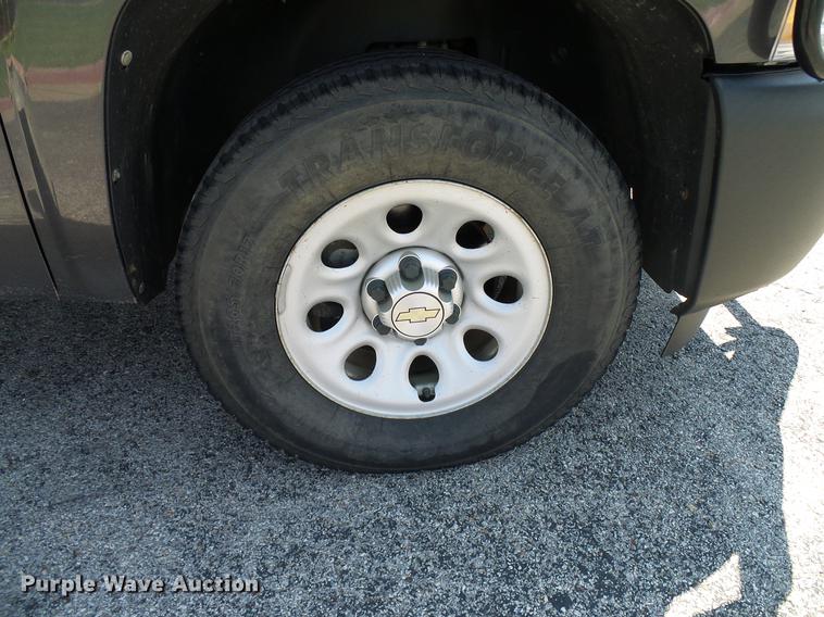 image for item DD5274 2011 Chevrolet Silverado 1500 Ext. Cab pickup truck