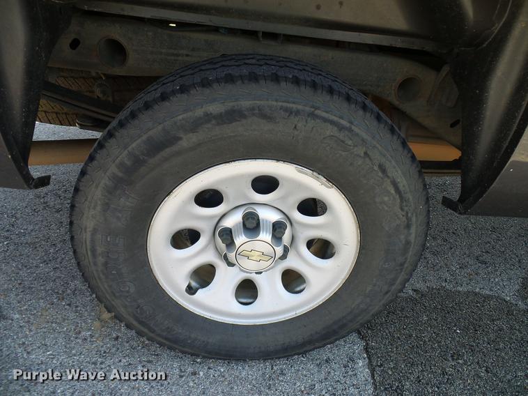 image for item DD5274 2011 Chevrolet Silverado 1500 Ext. Cab pickup truck