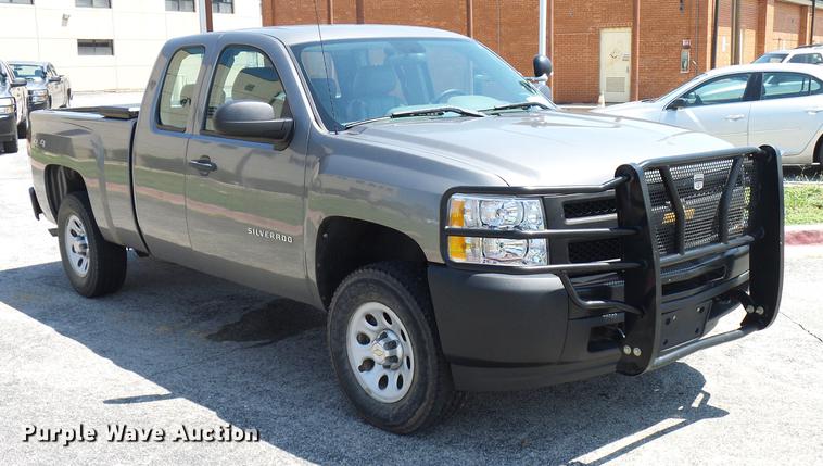 image for item DD5275 2012 Chevrolet Silverado 1500 Ext. Cab pickup truck