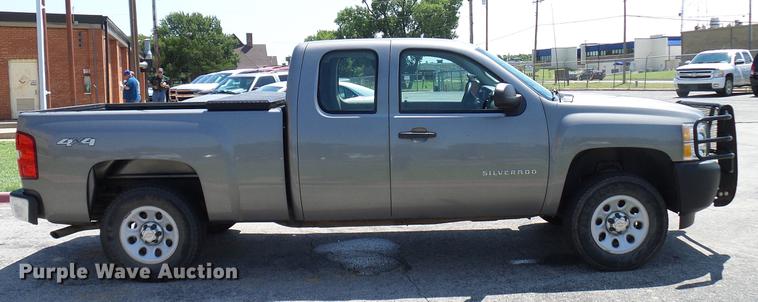image for item DD5275 2012 Chevrolet Silverado 1500 Ext. Cab pickup truck