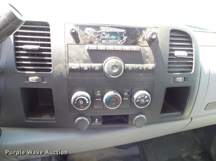 image for item DD5275 2012 Chevrolet Silverado 1500 Ext. Cab pickup truck