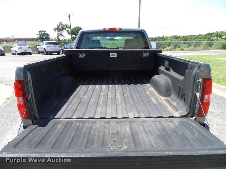 image for item DD5275 2012 Chevrolet Silverado 1500 Ext. Cab pickup truck