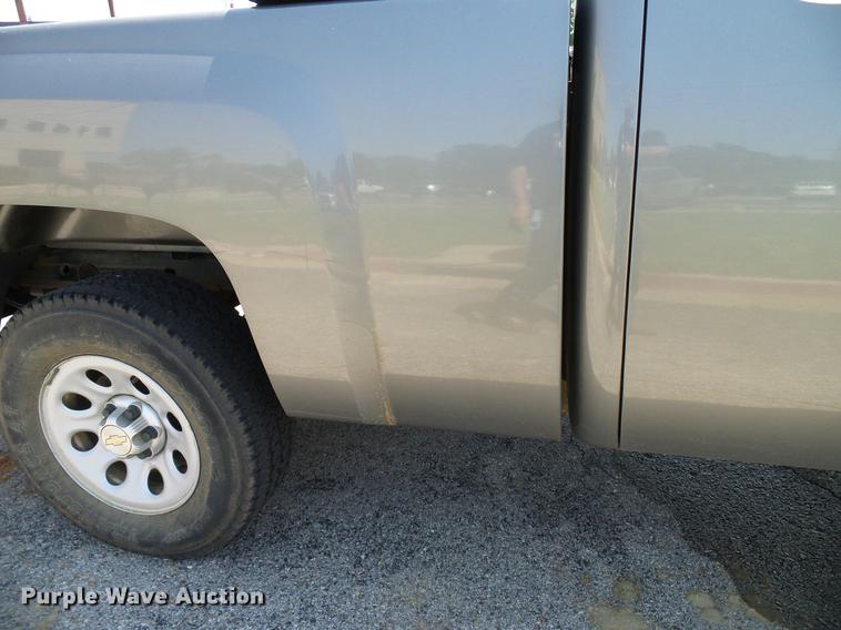 image for item DD5275 2012 Chevrolet Silverado 1500 Ext. Cab pickup truck