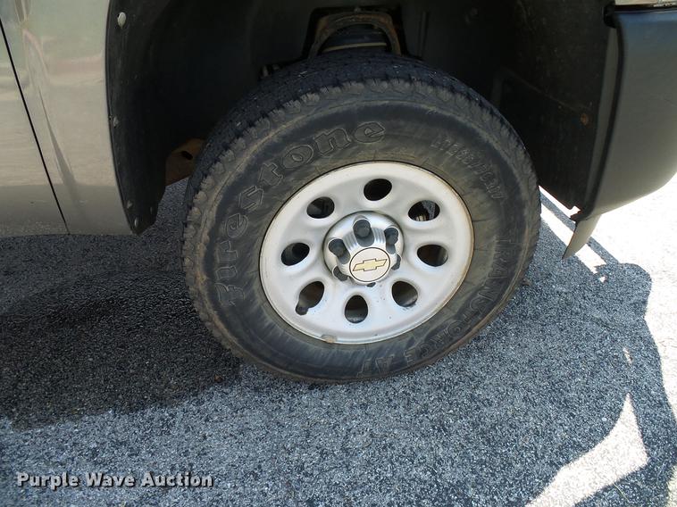 image for item DD5275 2012 Chevrolet Silverado 1500 Ext. Cab pickup truck