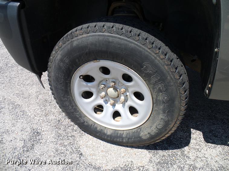 image for item DD5275 2012 Chevrolet Silverado 1500 Ext. Cab pickup truck