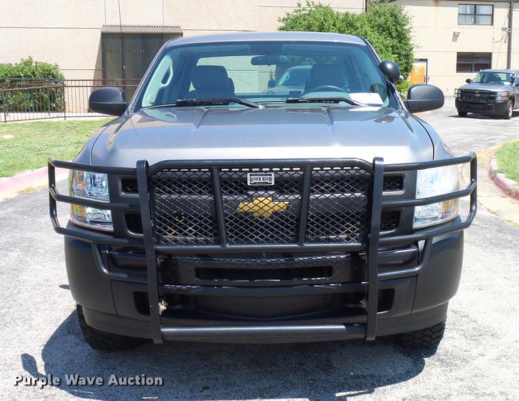 image for item DD5276 2013 Chevrolet Silverado 1500 Ext. Cab pickup truck