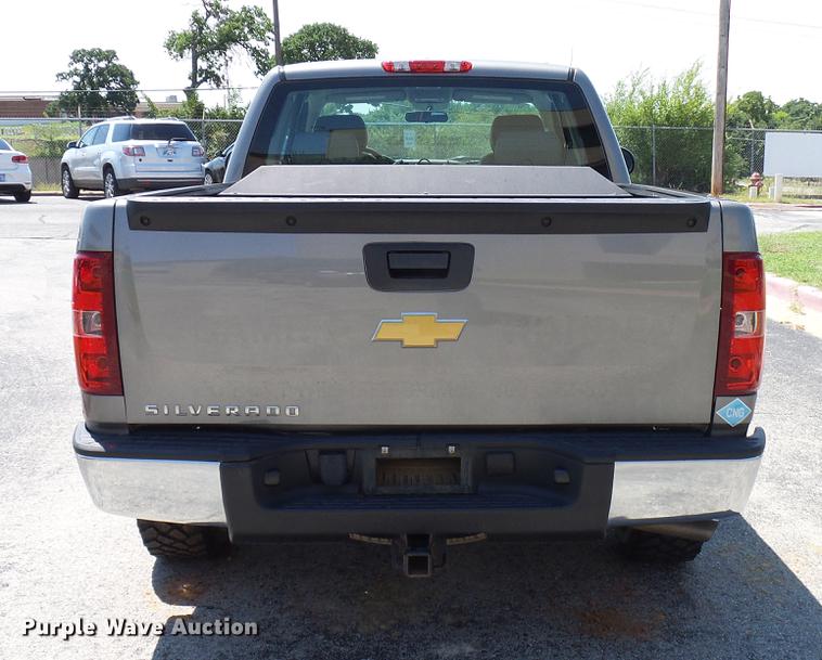image for item DD5276 2013 Chevrolet Silverado 1500 Ext. Cab pickup truck