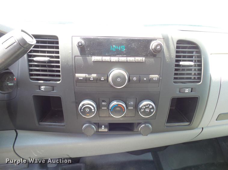 image for item DD5276 2013 Chevrolet Silverado 1500 Ext. Cab pickup truck