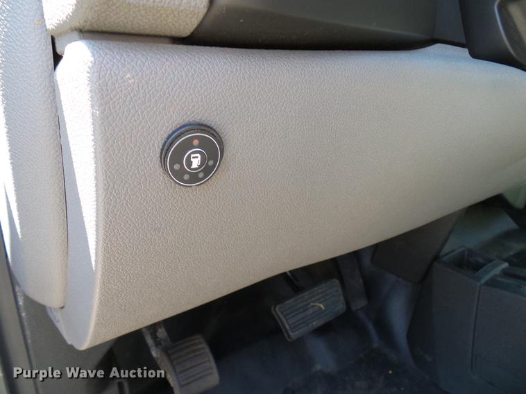 image for item DD5276 2013 Chevrolet Silverado 1500 Ext. Cab pickup truck