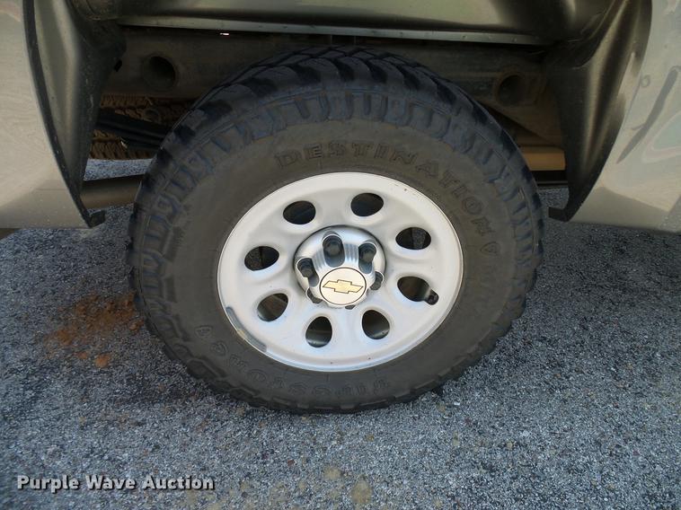 image for item DD5276 2013 Chevrolet Silverado 1500 Ext. Cab pickup truck