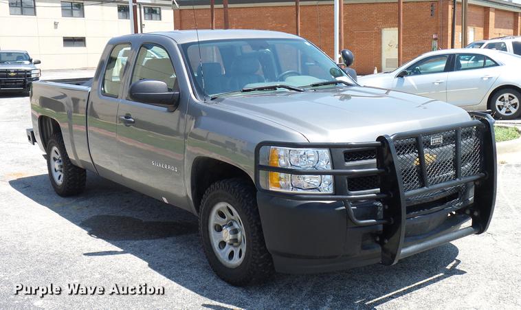 image for item DD5277 2013 Chevrolet Silverado 1500 Ext. Cab pickup truck
