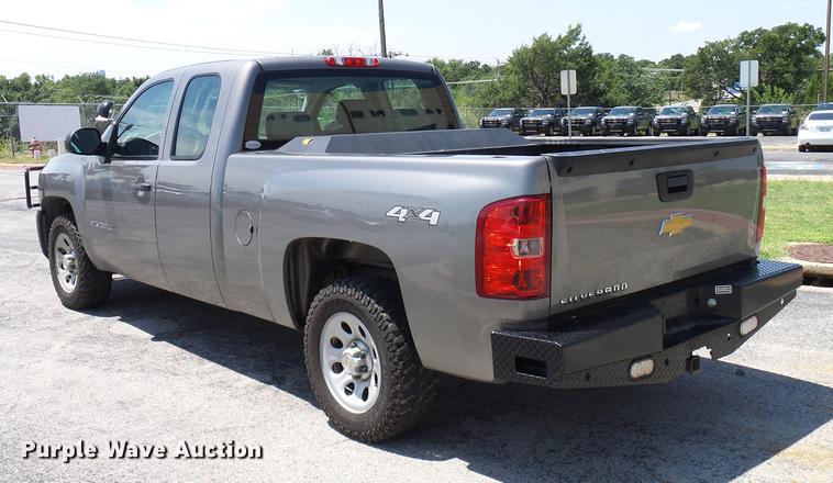 image for item DD5277 2013 Chevrolet Silverado 1500 Ext. Cab pickup truck