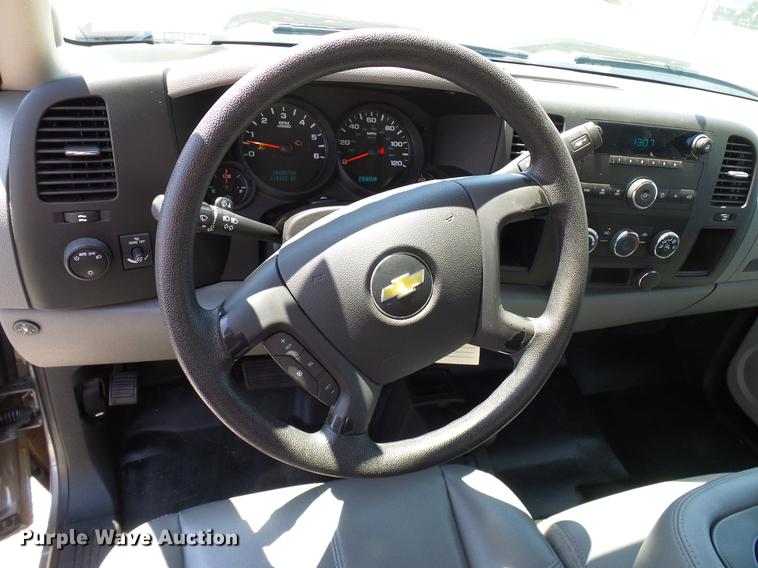 image for item DD5277 2013 Chevrolet Silverado 1500 Ext. Cab pickup truck