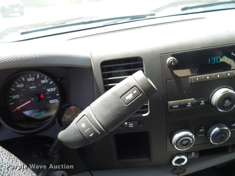 image for item DD5277 2013 Chevrolet Silverado 1500 Ext. Cab pickup truck