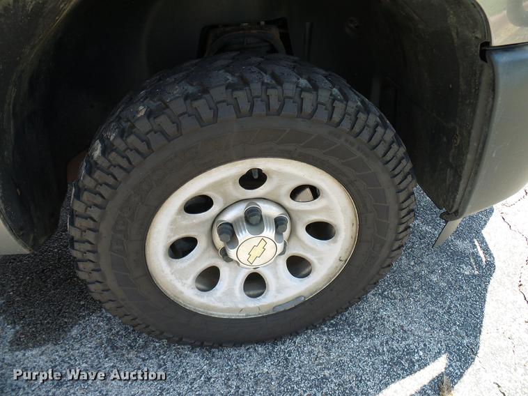 image for item DD5277 2013 Chevrolet Silverado 1500 Ext. Cab pickup truck