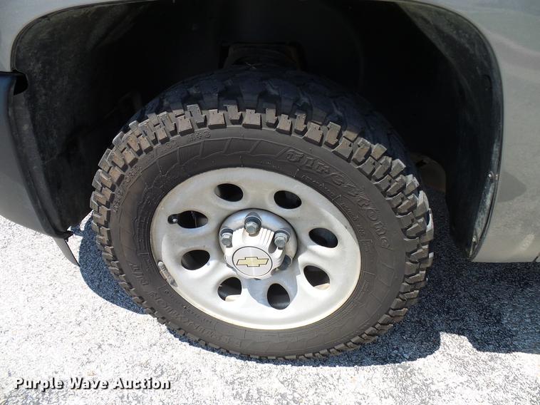 image for item DD5277 2013 Chevrolet Silverado 1500 Ext. Cab pickup truck